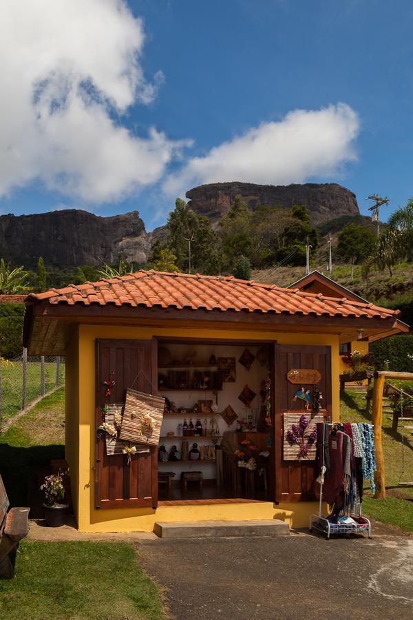 Chales Pedra Do Bau サン・ベント・ド・サプカイー エクステリア 写真